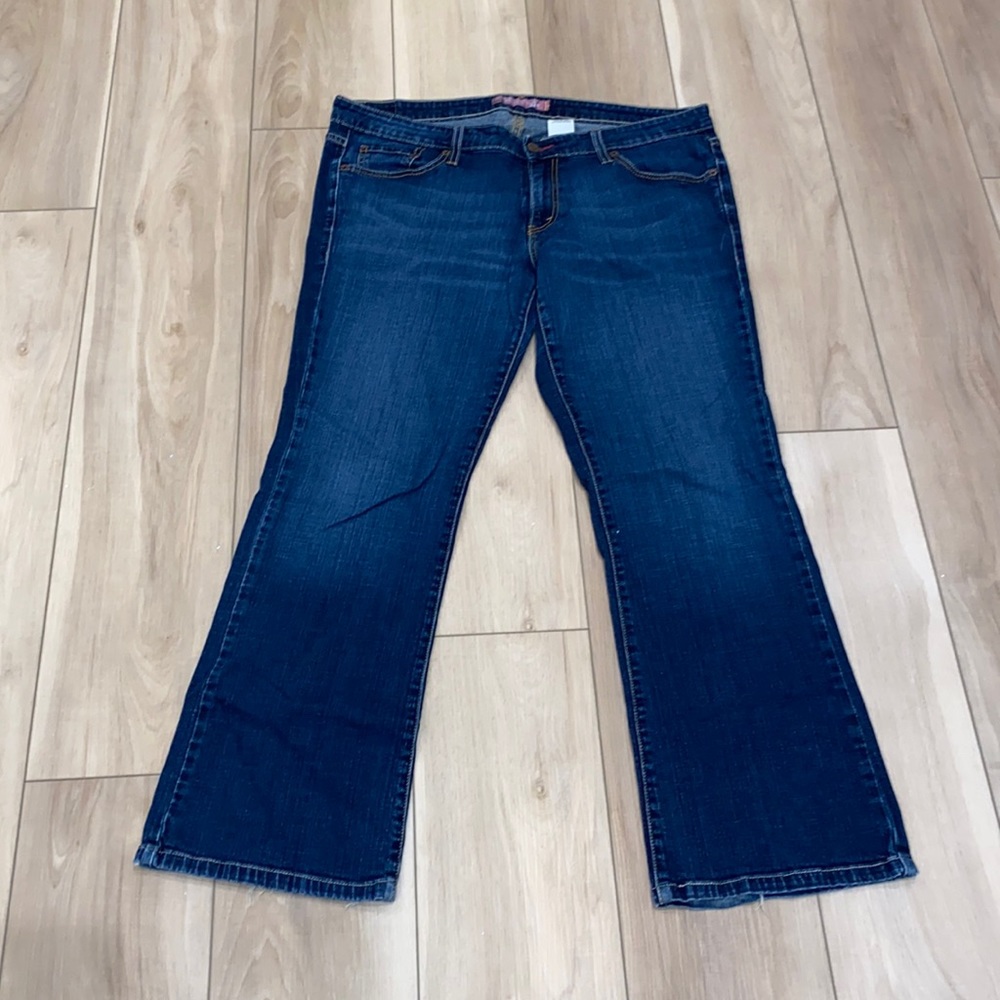 GUC Levi Strauss & Co Junior Plus Size 17  Denim Jeans Levi’s Stretch Bootcut